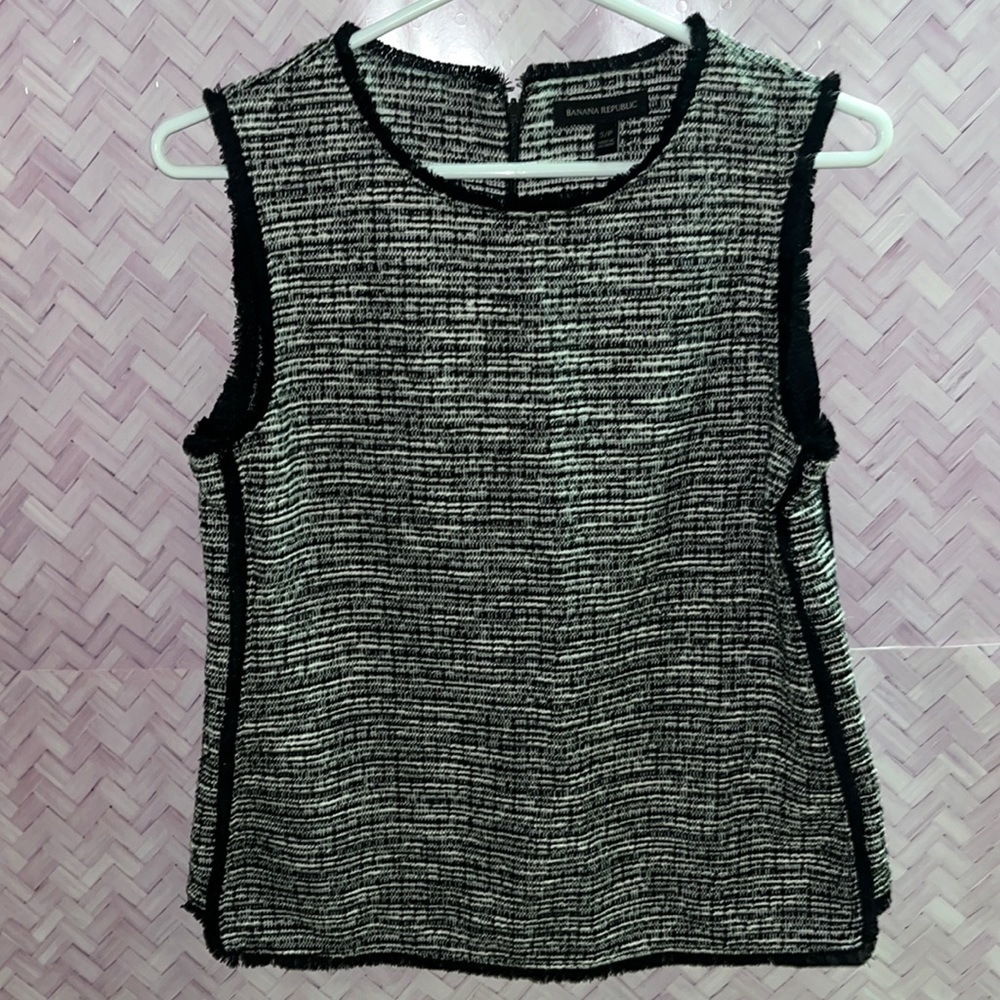 Banana Republic | boucle tweed black and white, size small